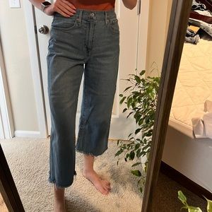 Levi’s High Rise wide leg crop size 27
